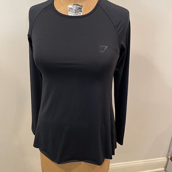 GYMSHARK Women's Black Long Sleeve Top with logo on a front Size S - Picture 1 of 7